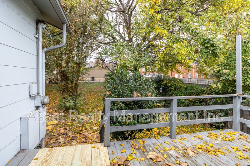 321 East Springdale Avenue property image