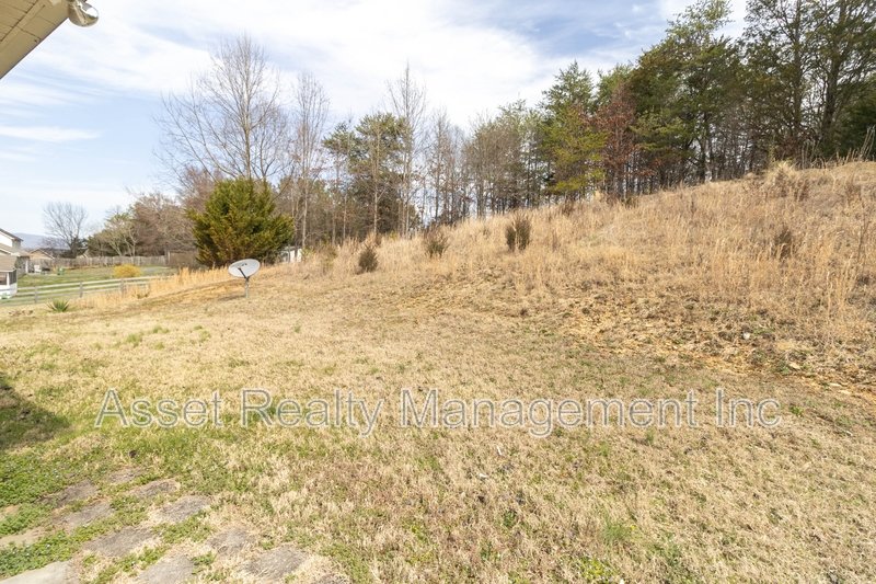 506 Drakewood Dr property image