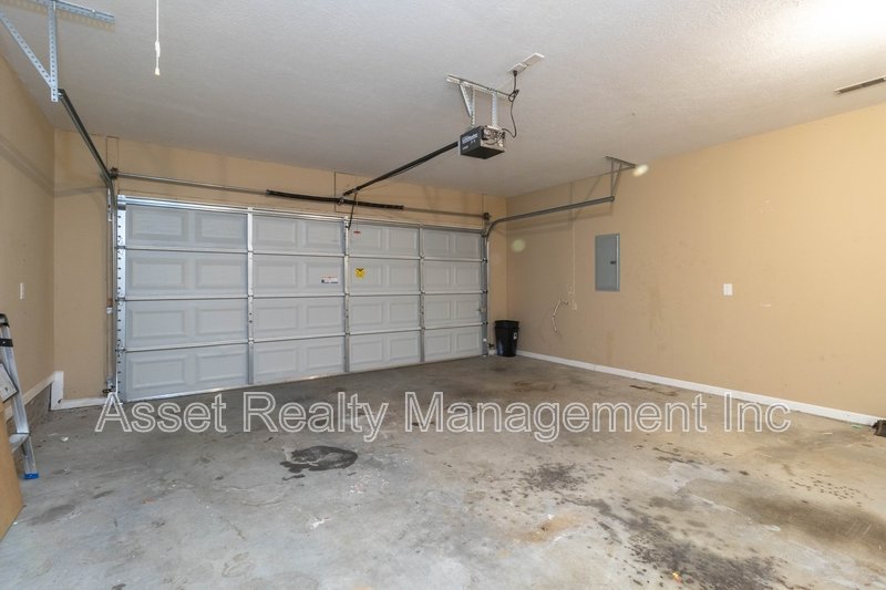 506 Drakewood Dr property image