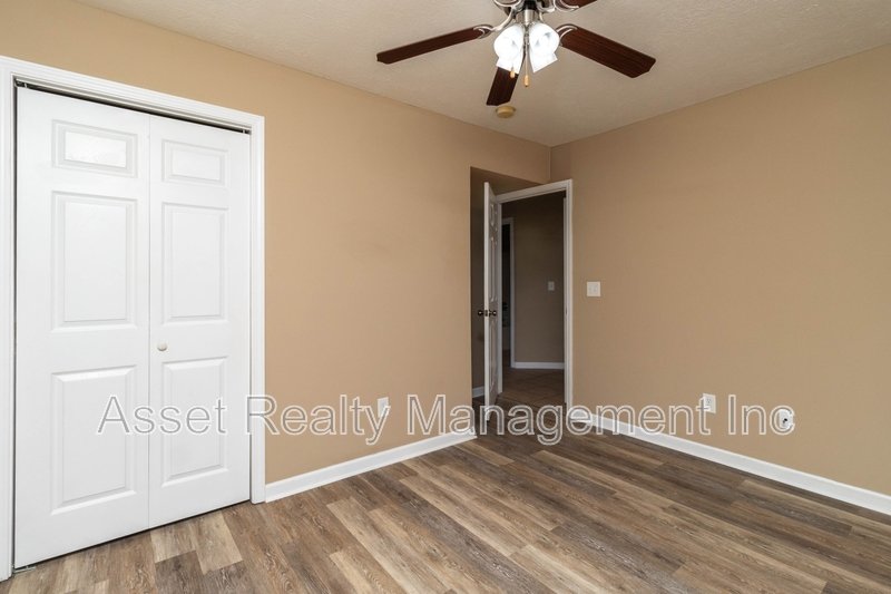 506 Drakewood Dr property image