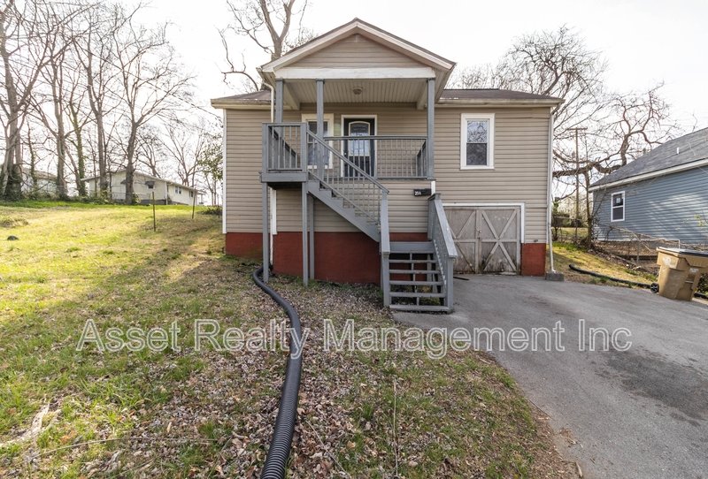 218 West Columbia Avenue property image