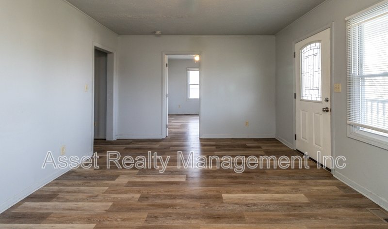 218 West Columbia Avenue property image