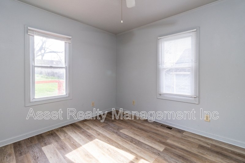 218 West Columbia Avenue property image