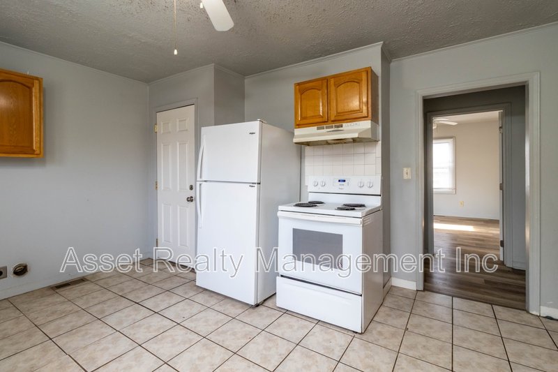 218 West Columbia Avenue property image