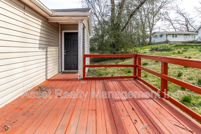 218 West Columbia Avenue property image