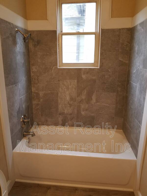 1401 Hannah Ave - 1 property image