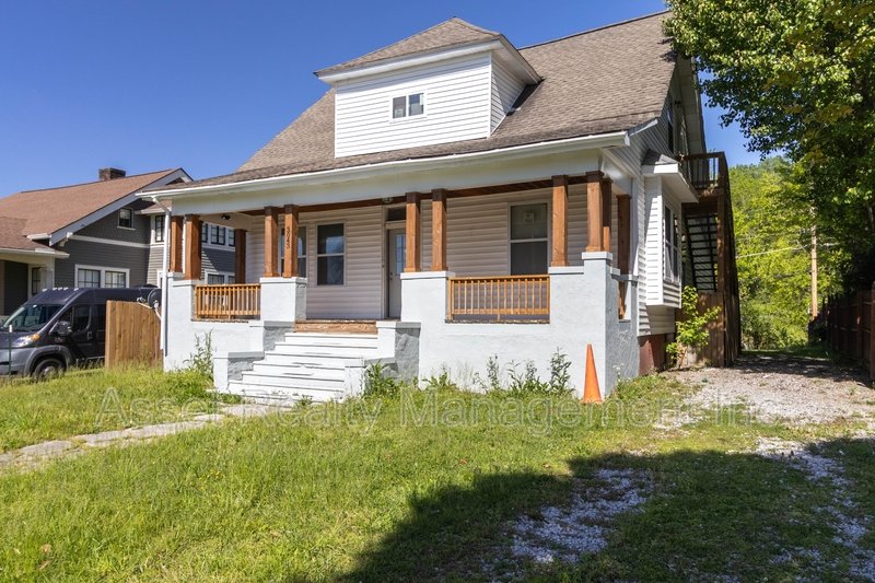 3043 East 5th Avenue - 1 property image