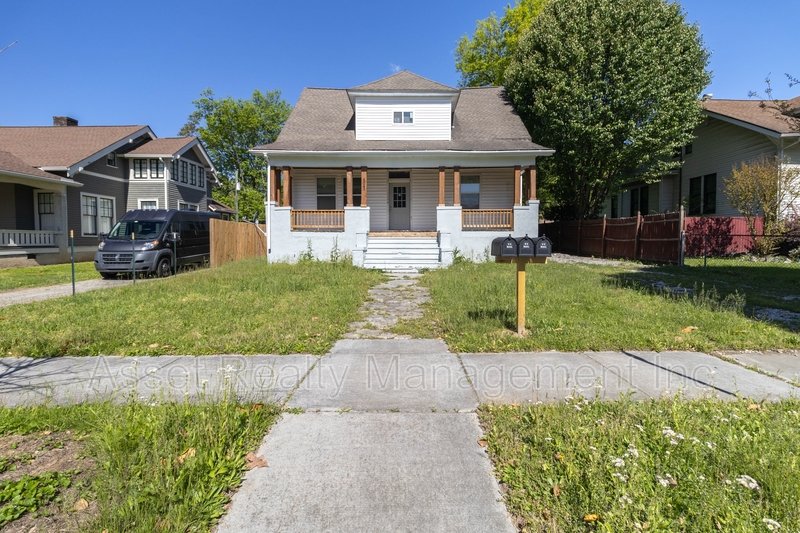 3043 East 5th Avenue - 1 property image