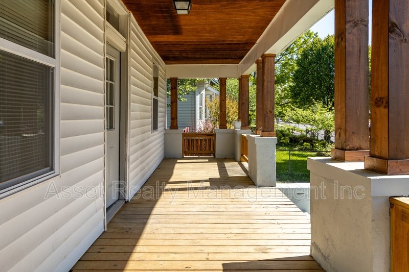 3043 East 5th Avenue - 1 property image