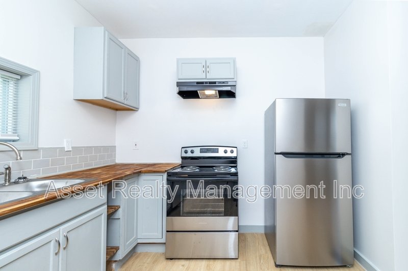 3043 East 5th Avenue - 1 property image
