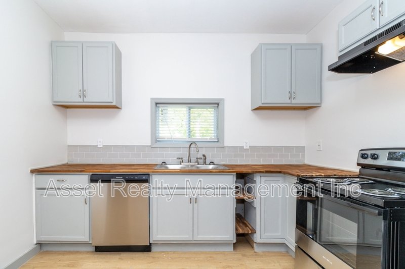 3043 East 5th Avenue - 1 property image