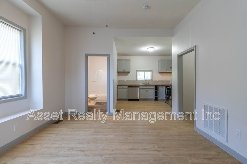 3043 East 5th Avenue - 1 property image