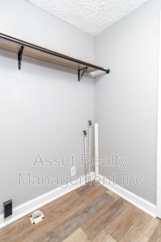 2638 Barton Dr property image