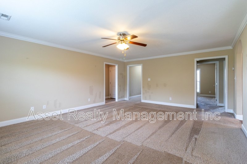 839 Wells Road property image