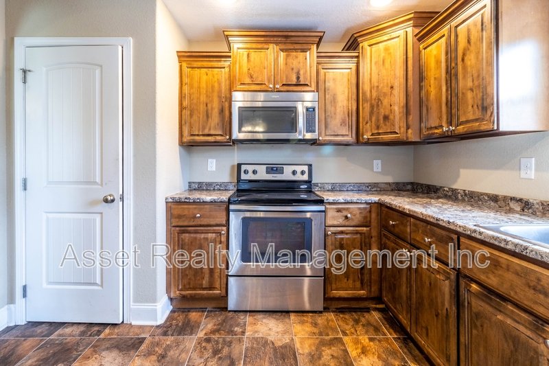 839 Wells Road property image