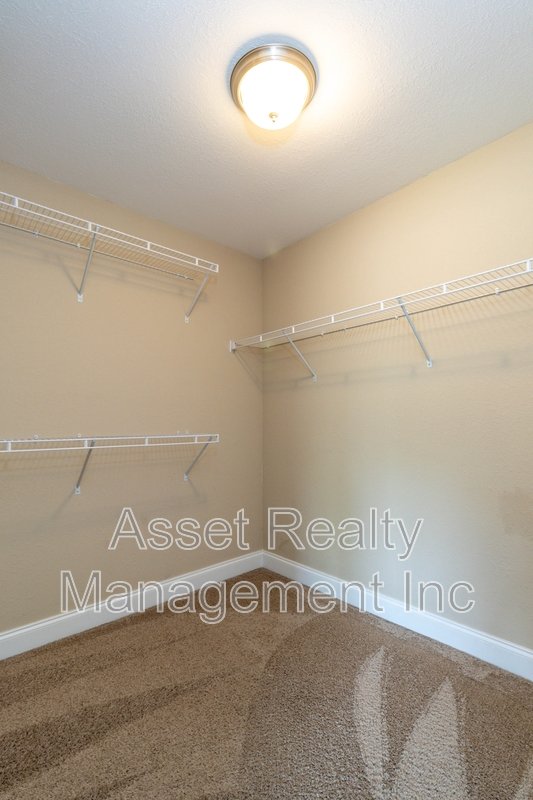 839 Wells Road property image