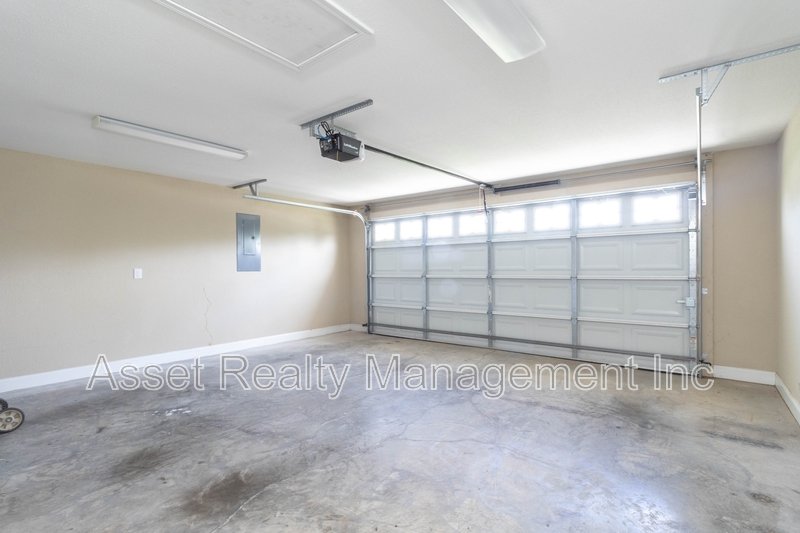 839 Wells Road property image
