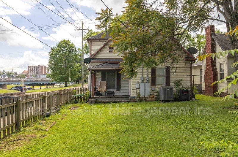 1401 Hannah Ave - 1 property image