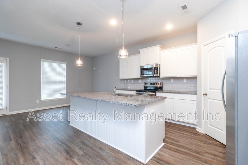 7832 Beeler Farms Ln property image