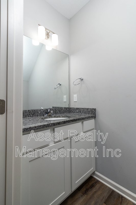 7832 Beeler Farms Ln property image