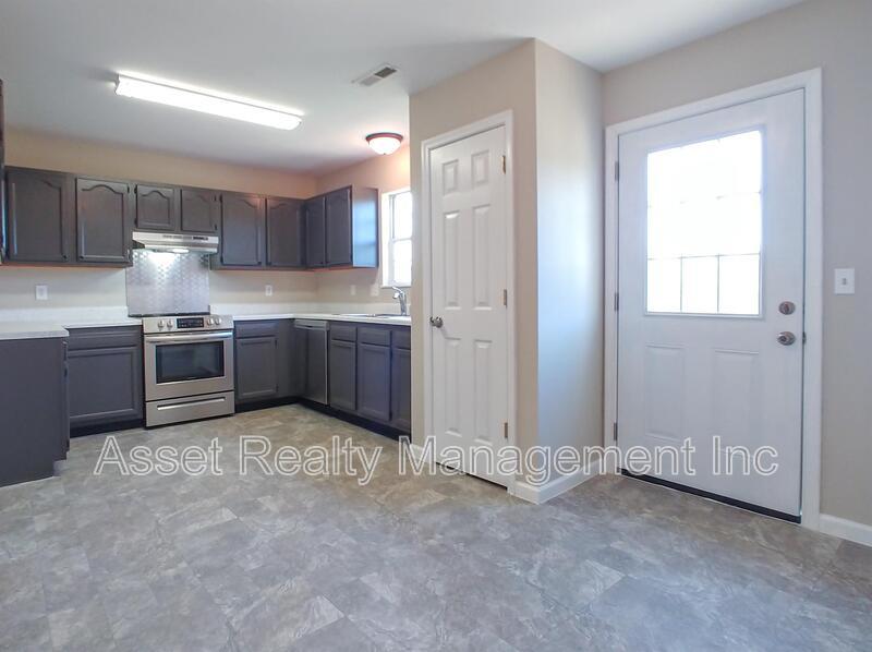 3905 Hillside Terrace Lane property image