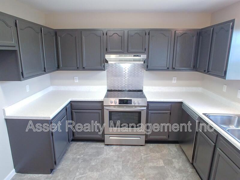 3905 Hillside Terrace Lane property image