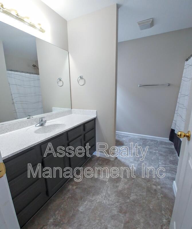 3905 Hillside Terrace Lane property image