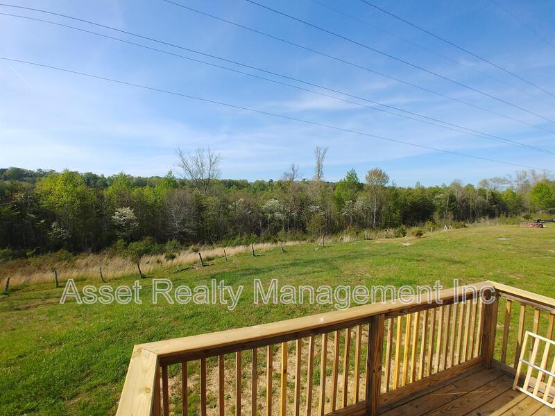 3905 Hillside Terrace Lane property image