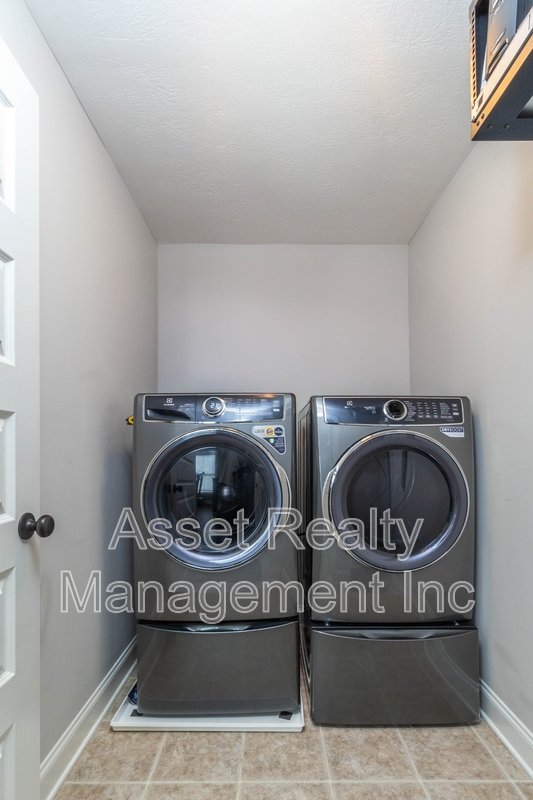1416 Madison Oaks Road property image