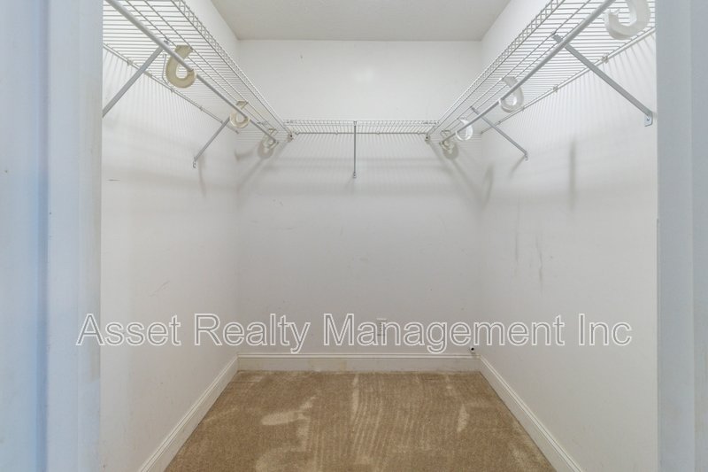 2821 Vicksburg Lane property image