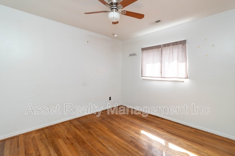 706 Dutch Valley Drive Northeast - 1 property image