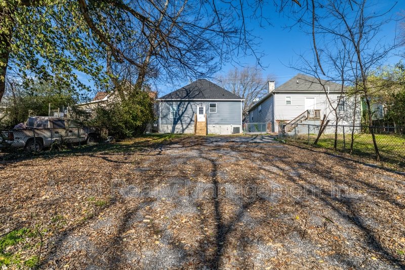 1422 Beaumont Avenue property image