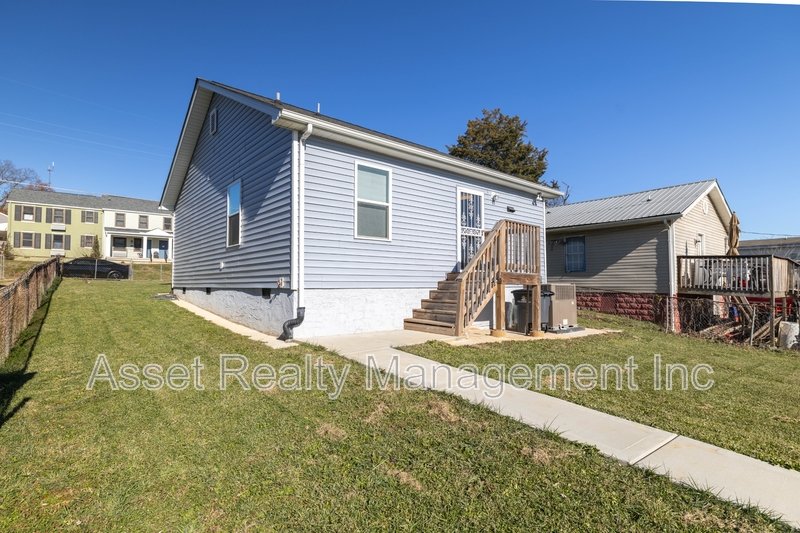 1732 Jourolman Ave property image