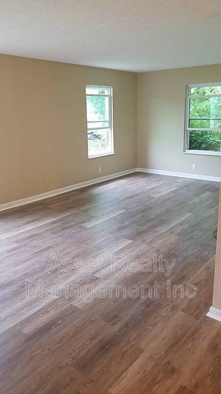 2817 Colt Dr - 1 property image