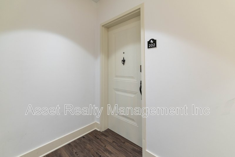 1110 Franck Street - 204 property image