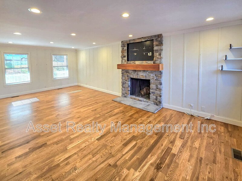 12469 Daisywood Drive property image