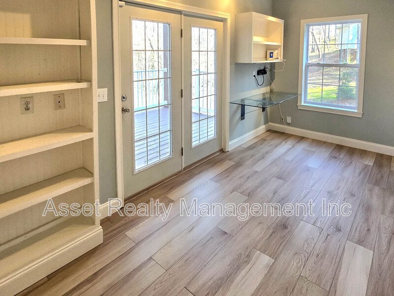 12469 Daisywood Drive property image