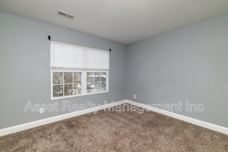 924 Warrior Hill Drive - 1 property image