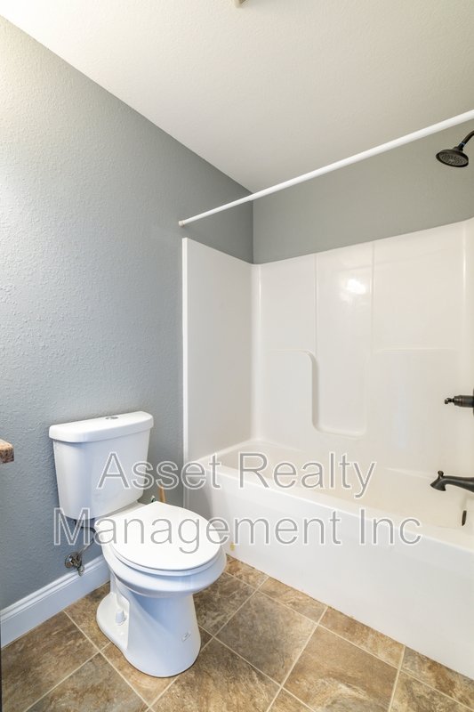 924 Warrior Hill Drive - 1 property image