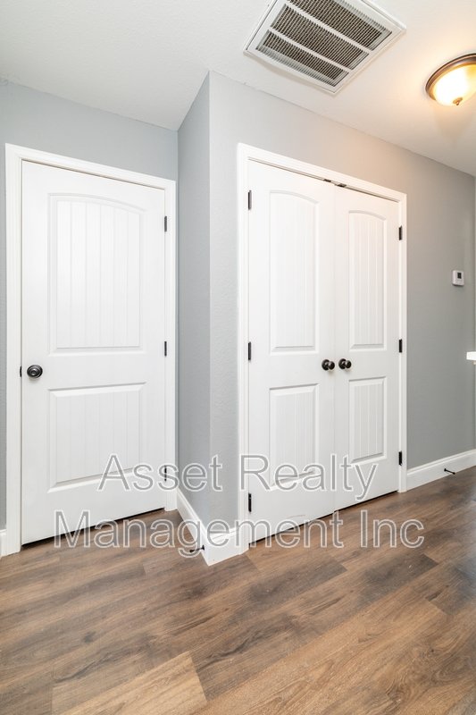 924 Warrior Hill Drive - 1 property image