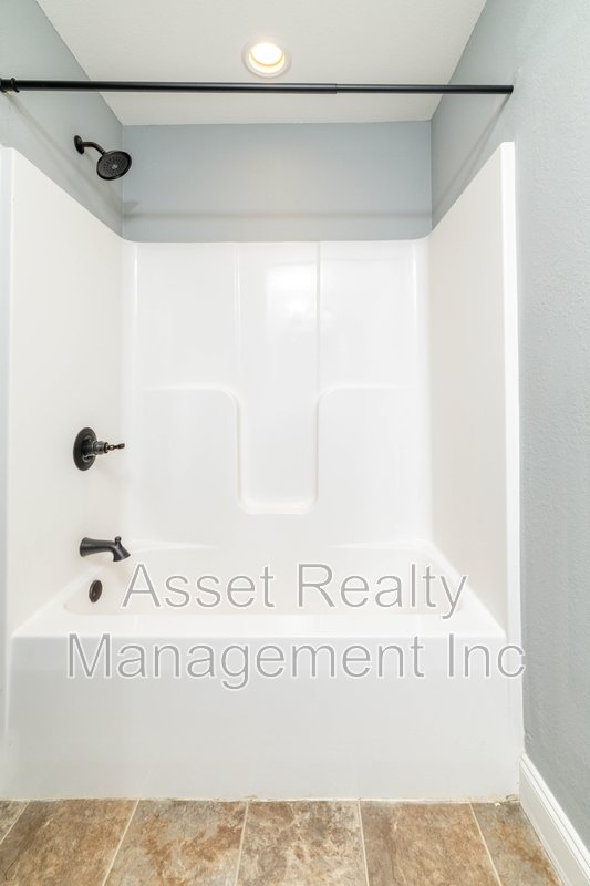 924 Warrior Hill Drive - 1 property image