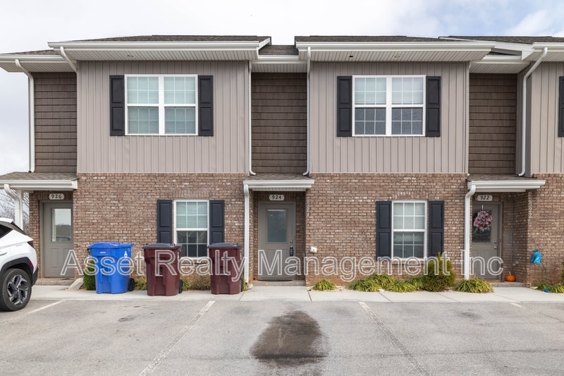 924 Warrior Hill Drive - 1 property image