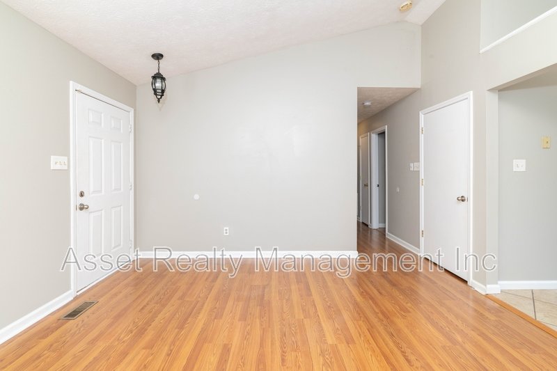 4756 Brierley Dr property image