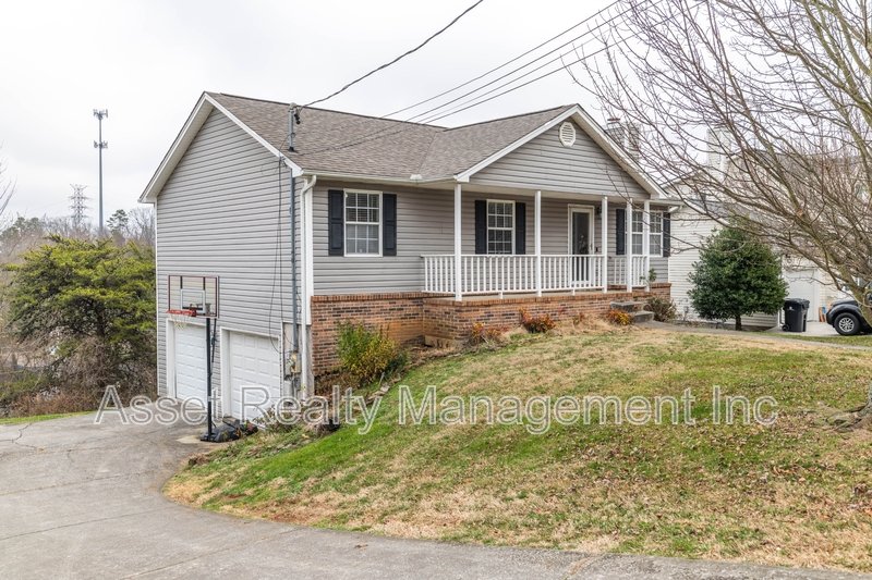 4756 Brierley Dr property image