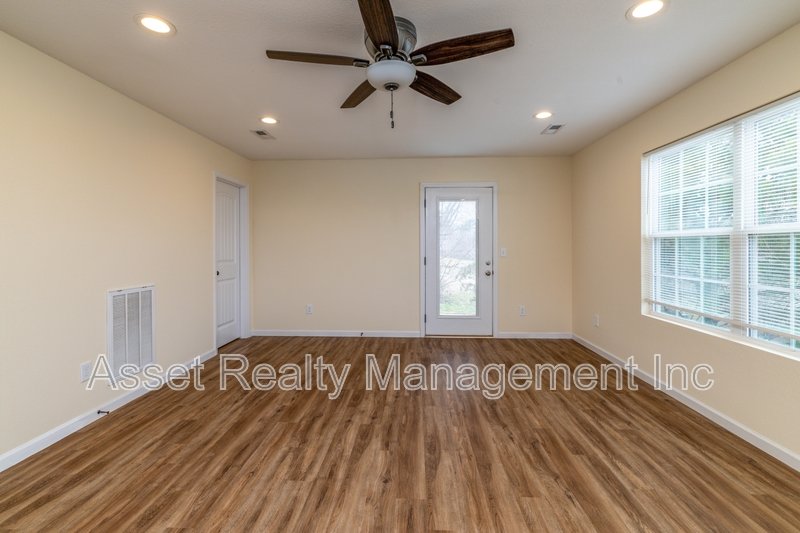 923 Warrior Hill Drive - 1 property image