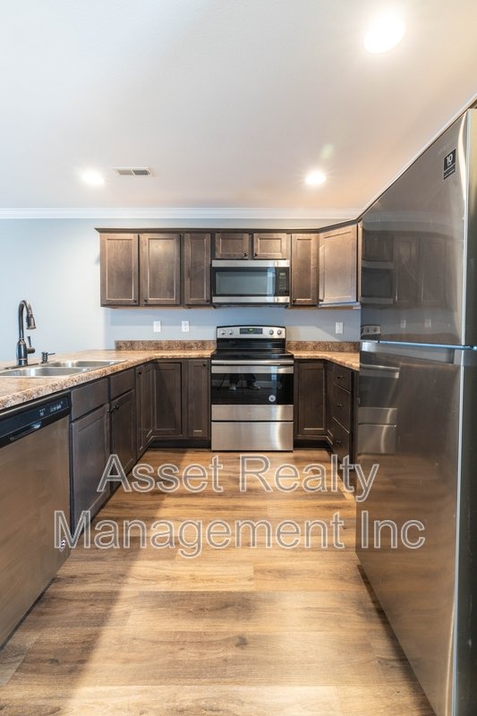 924 Warrior Hill Drive - 1 property image