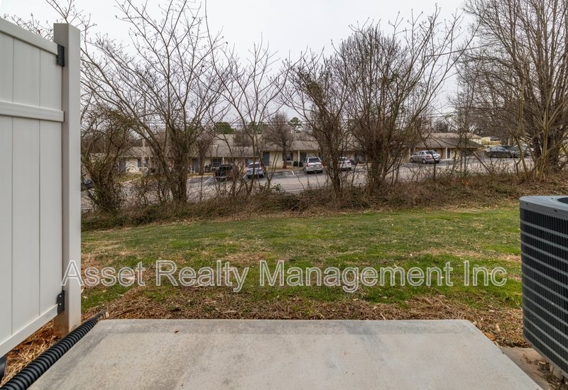 924 Warrior Hill Drive - 1 property image