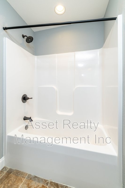 924 Warrior Hill Drive - 1 property image