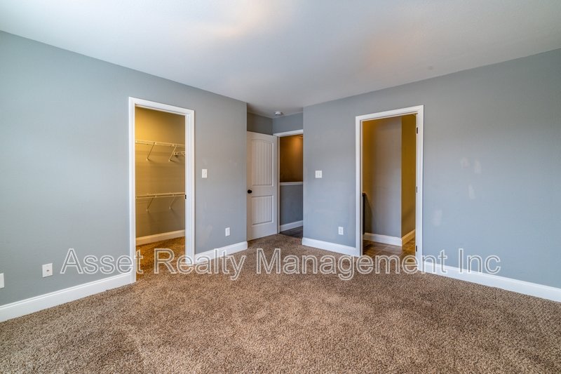 924 Warrior Hill Drive - 1 property image