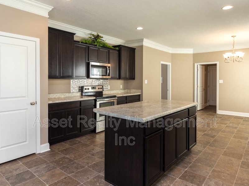 509 Broadberry Avenue property image